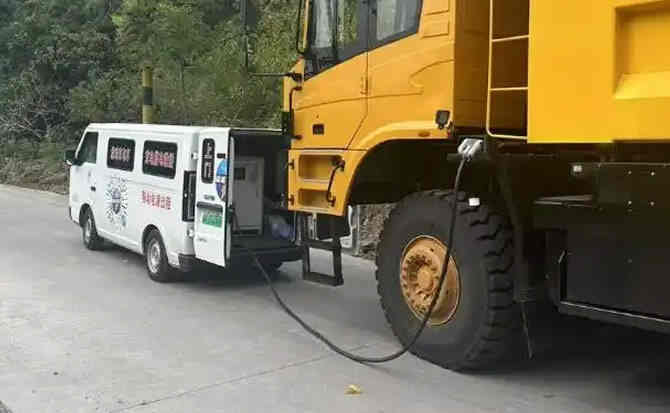 维西新能源车充电搭电